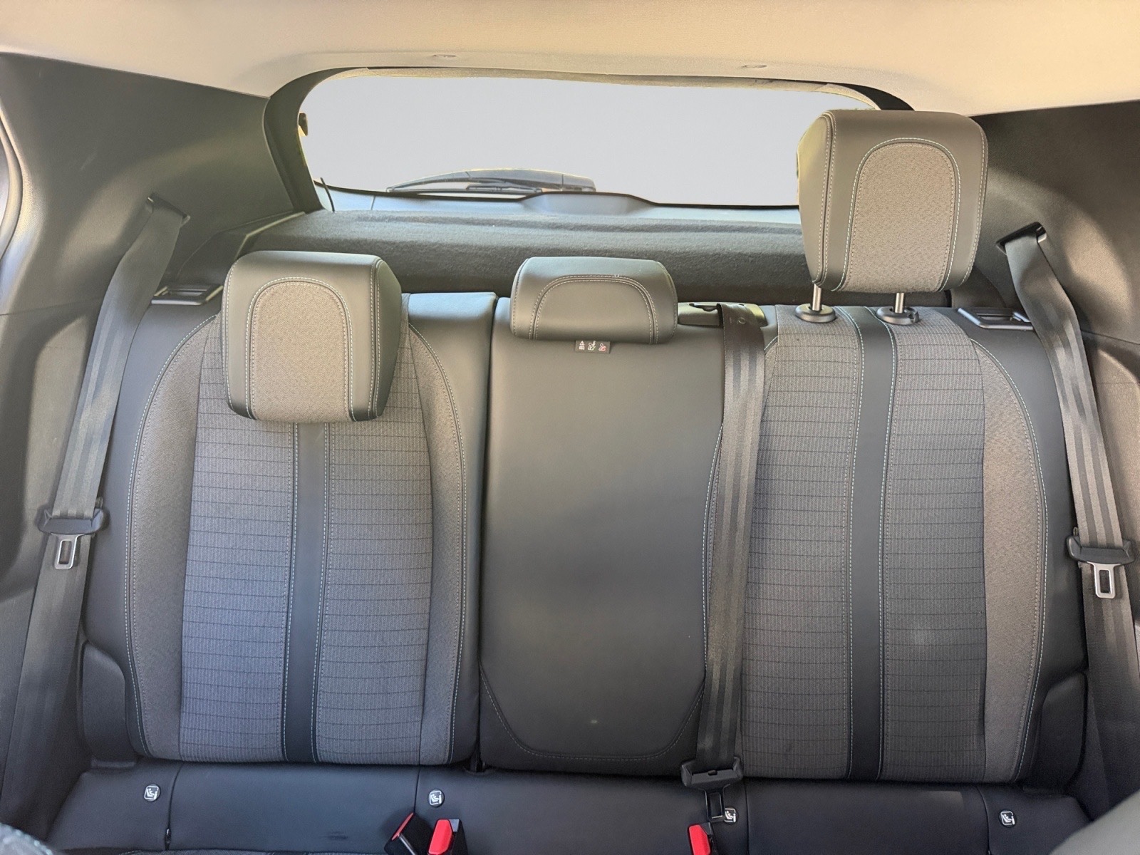 PEUGEOT 2008 BlueHDi 130 S&S EAT8 – Image 21